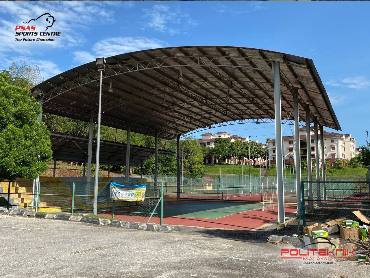 Gelanggang bola tampar berbumbung